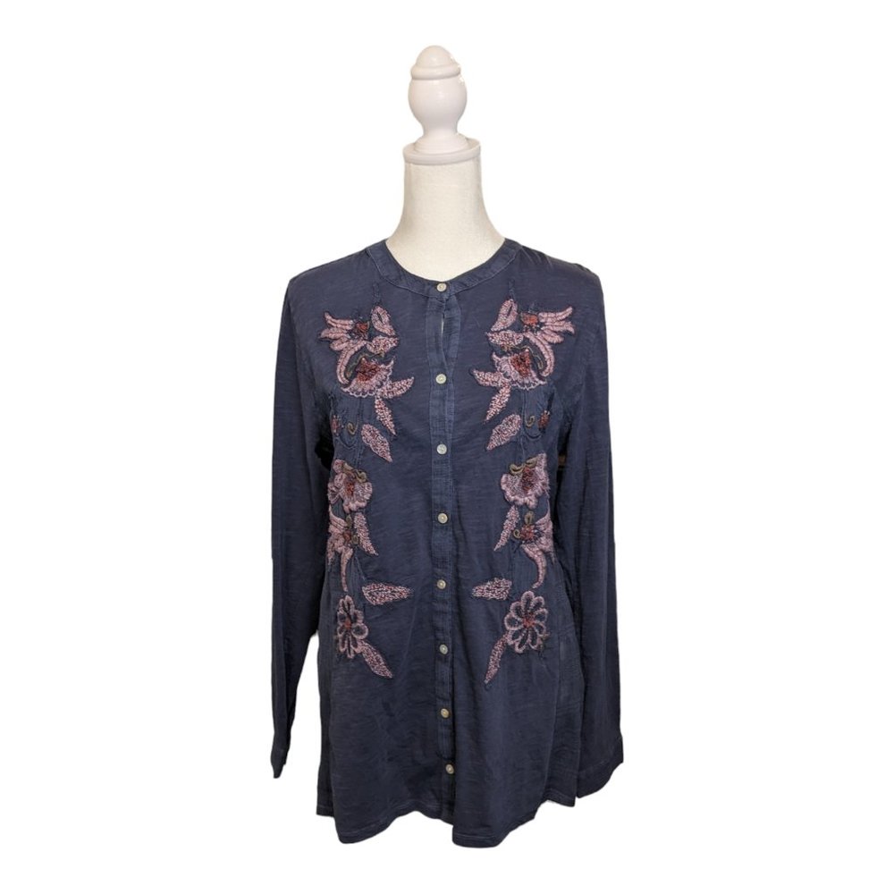 Soft Surroundings Women's Button-Up Shirt Western Floral Embroidered Blue Size M